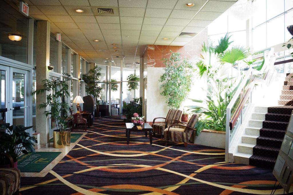 Quality Inn & Conference Center Maple Shade Eksteriør bilde